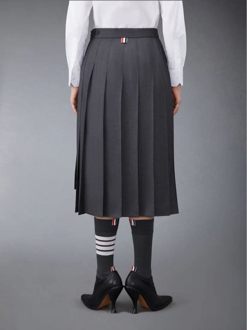 トムブラウン　膝下丈プリーツスカート