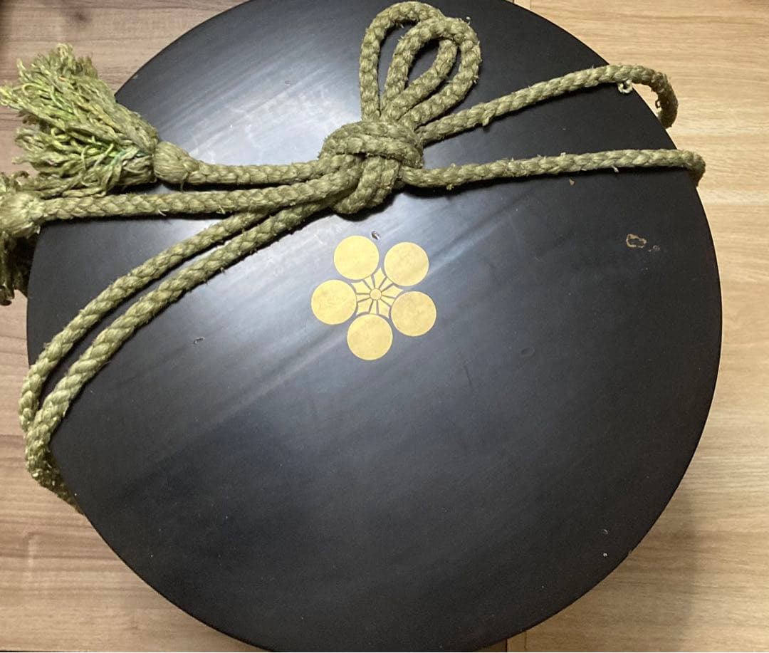 行器(ほかい) 江戸時代儀礼贈答に食物(饅頭、餅、菓子)容器　漆塗り　金具貼