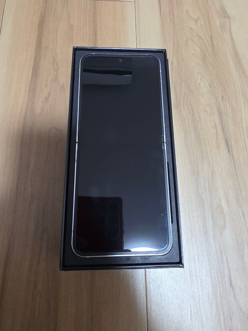 SAMSUNG Galaxy Z Flip6 256GB 国内正規版