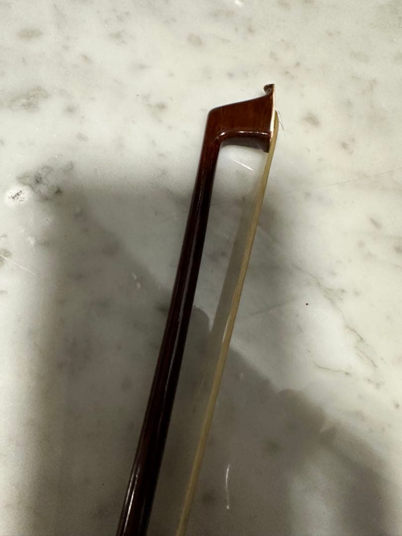 バイオリン弓 木製 4/4サイズ　61gram