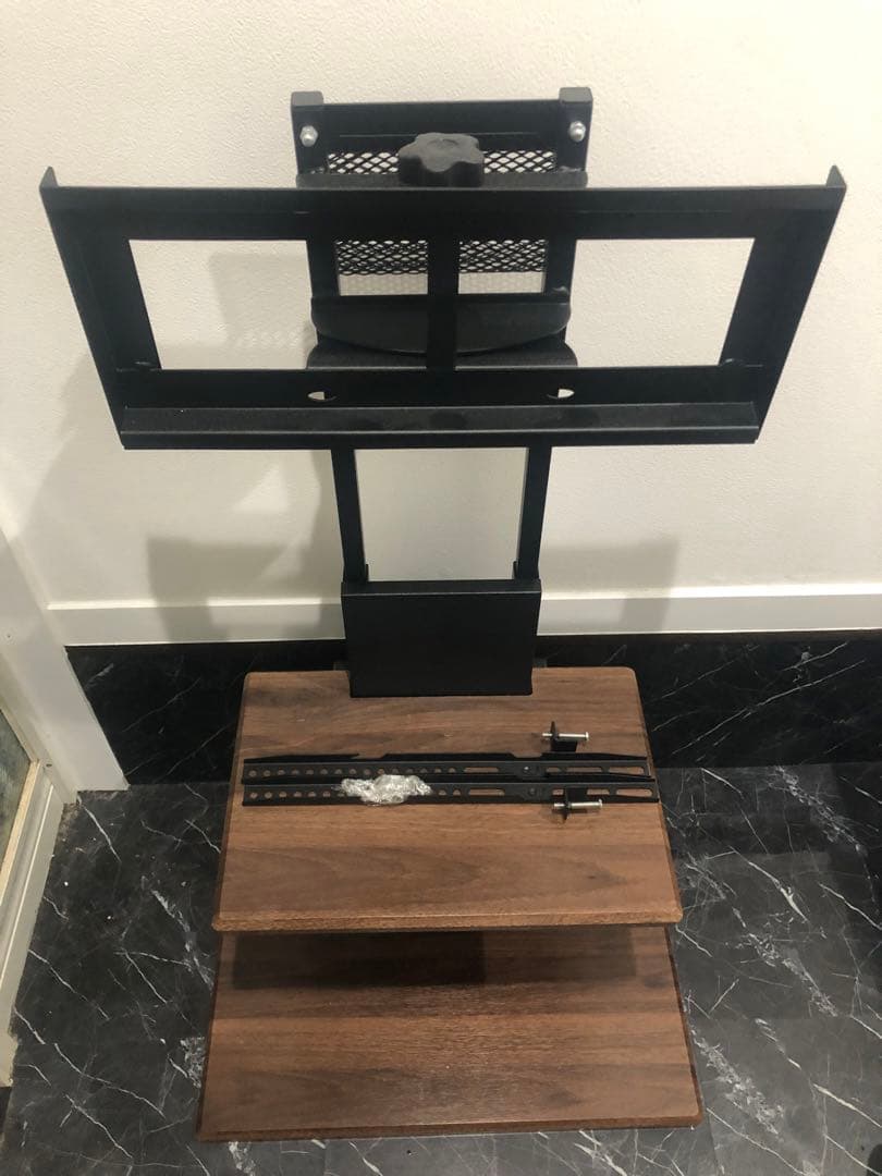 テレビスタンド モダンデザイン　ニトリ