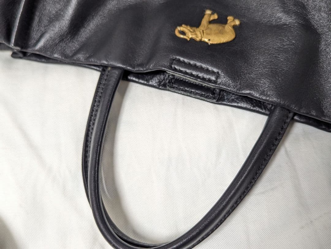 美品 イアパピヨネ 2way ショルダーバッグ ゾウ レザー ブラック