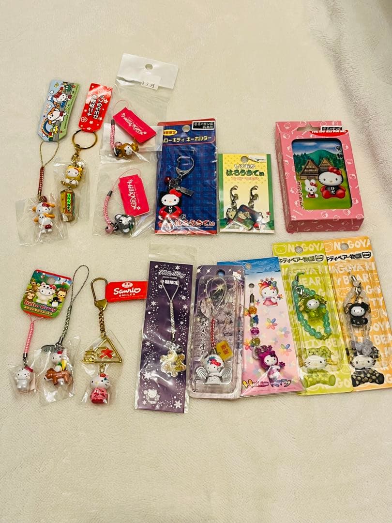 キティちゃん ストラップ キーホルダー 等 135点セット