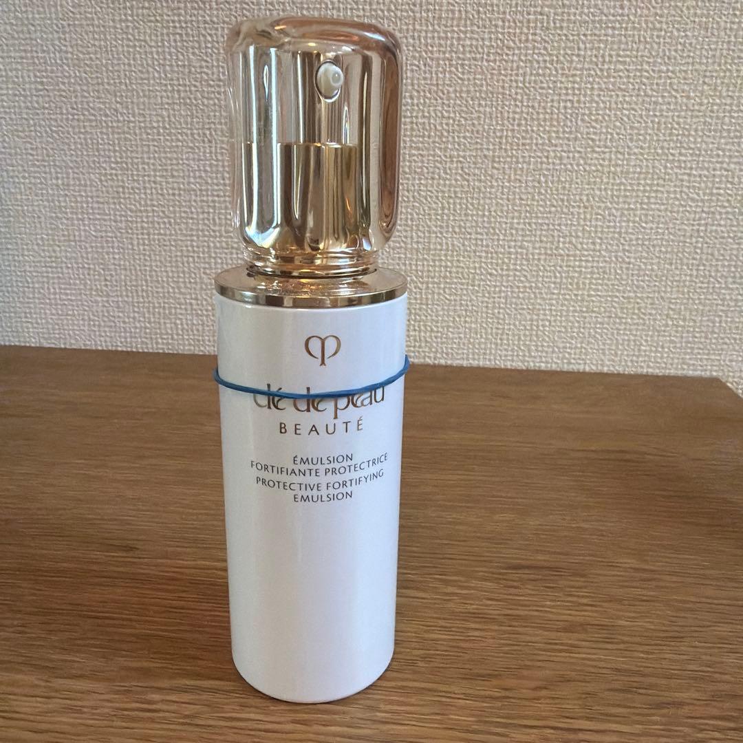 M ikさま専用ですクレ・ド・ポー ボーテ プロテクトゥリスn乳液125ml