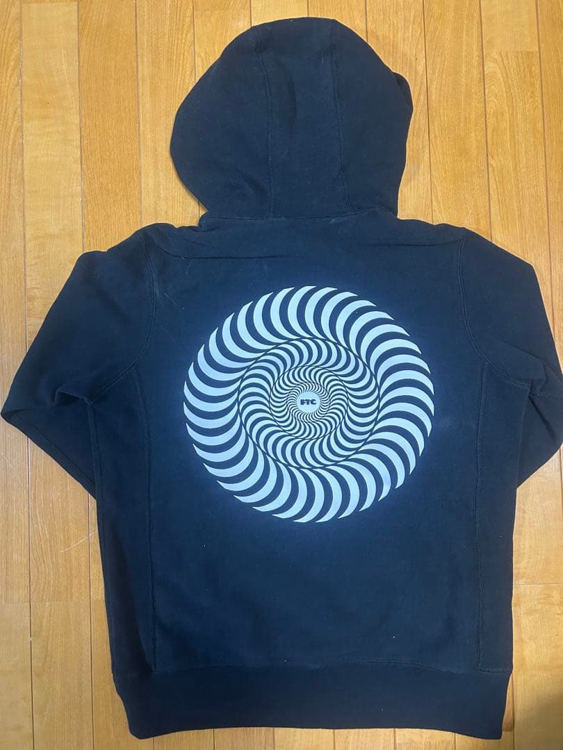 FTC&spitfireパーカー