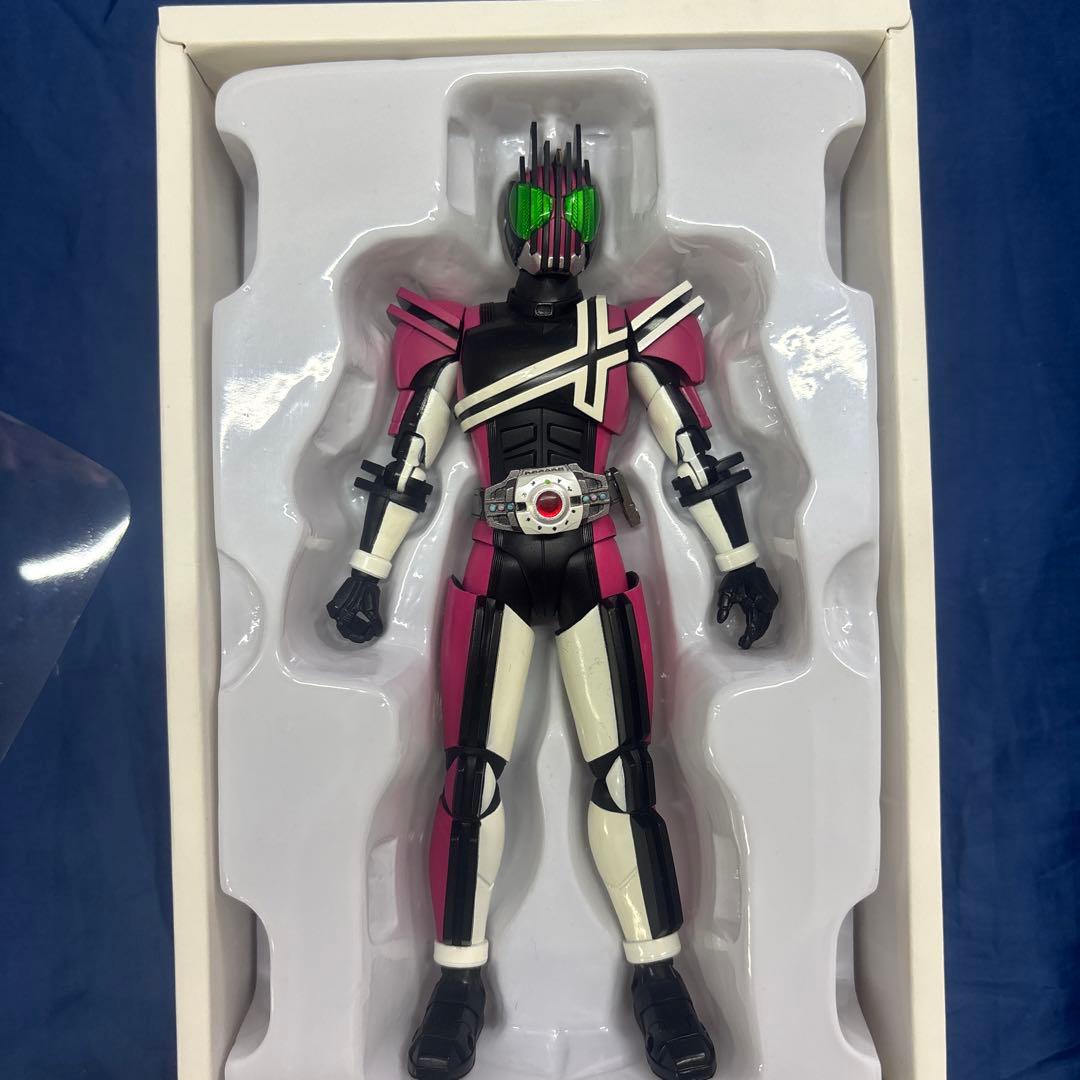 ジャンク品　真骨彫仮面ライダー