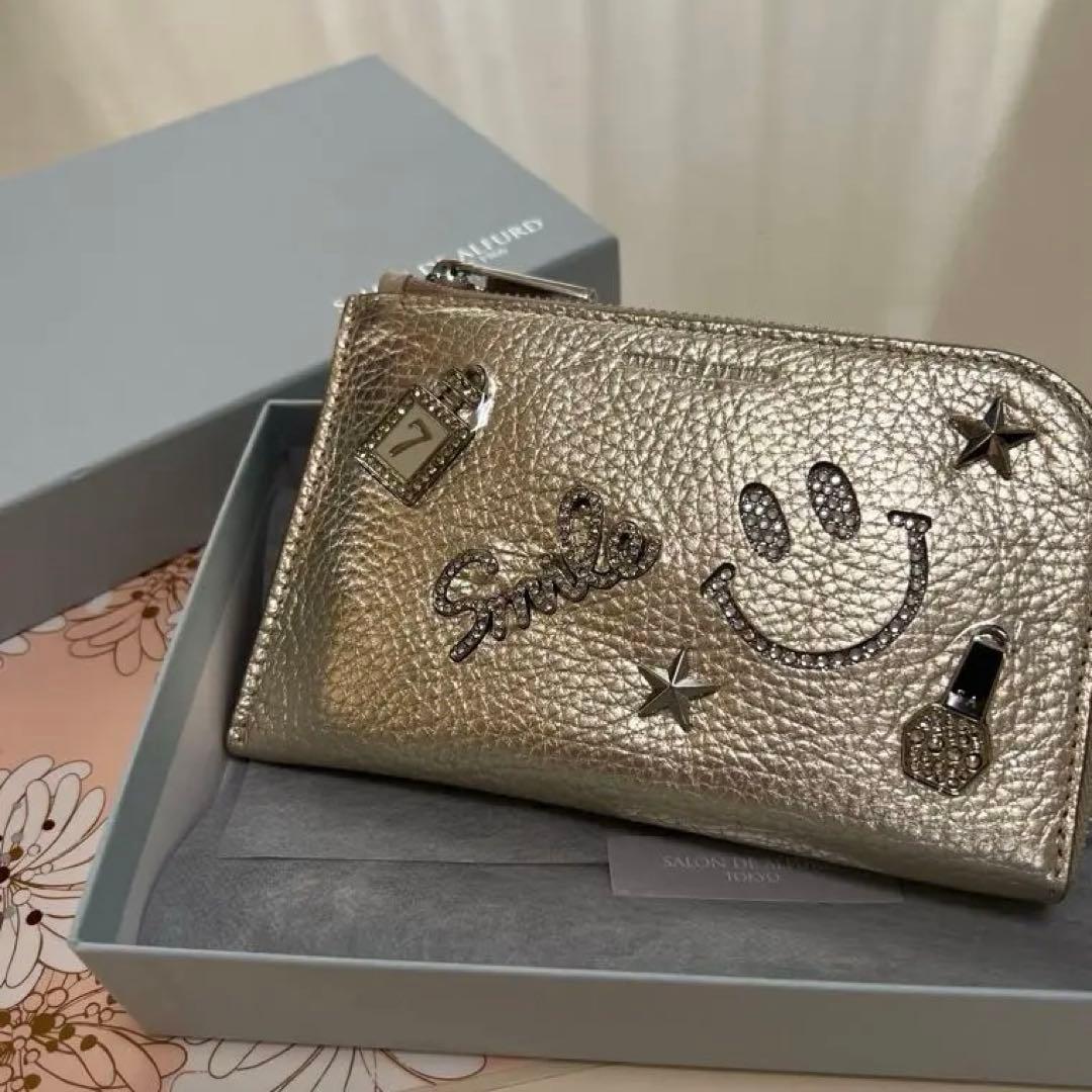 【新品未使用】サロンドアルファード　ミニ財布　ゴールド