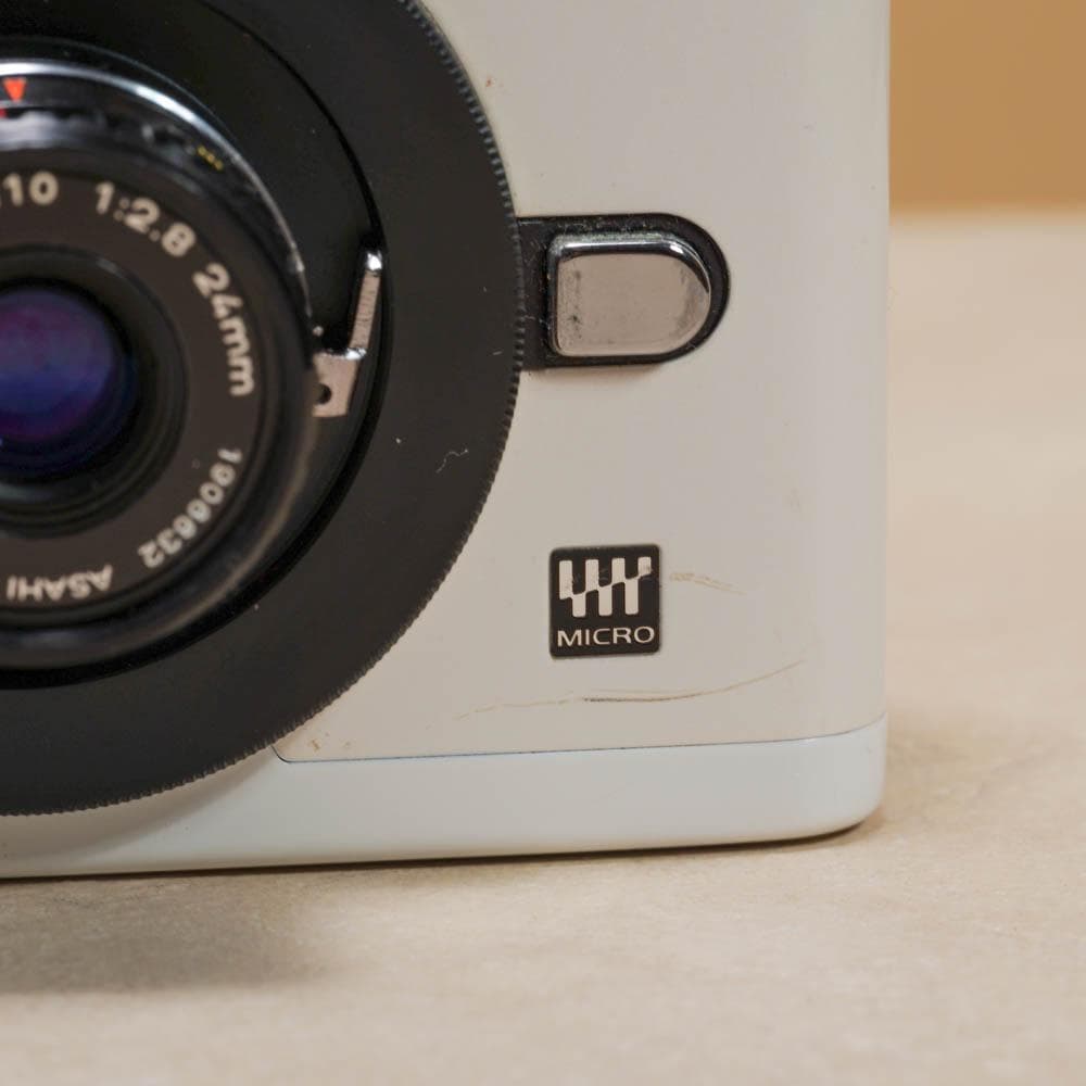 【写ルンです感覚のコンデジ】OLYMPUS PEN E-P1 24mm