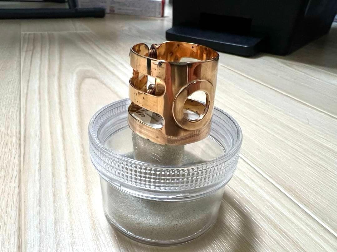 B♭クラリネットリガチャー ウッドストーンピンクゴールドケース付き