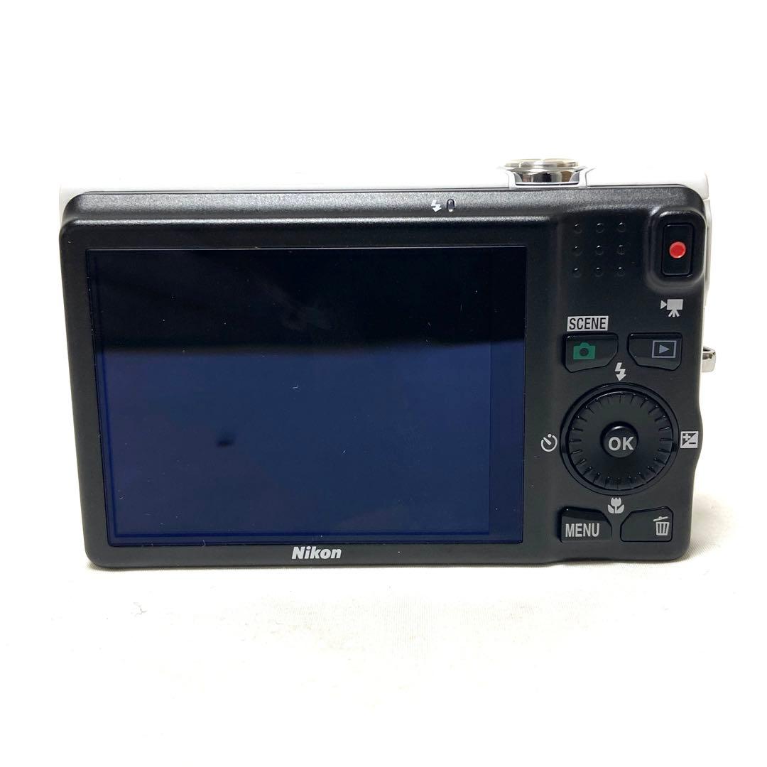 Nikon COOLPIX S6200 コンデジ ホワイト 16 メガピクセル