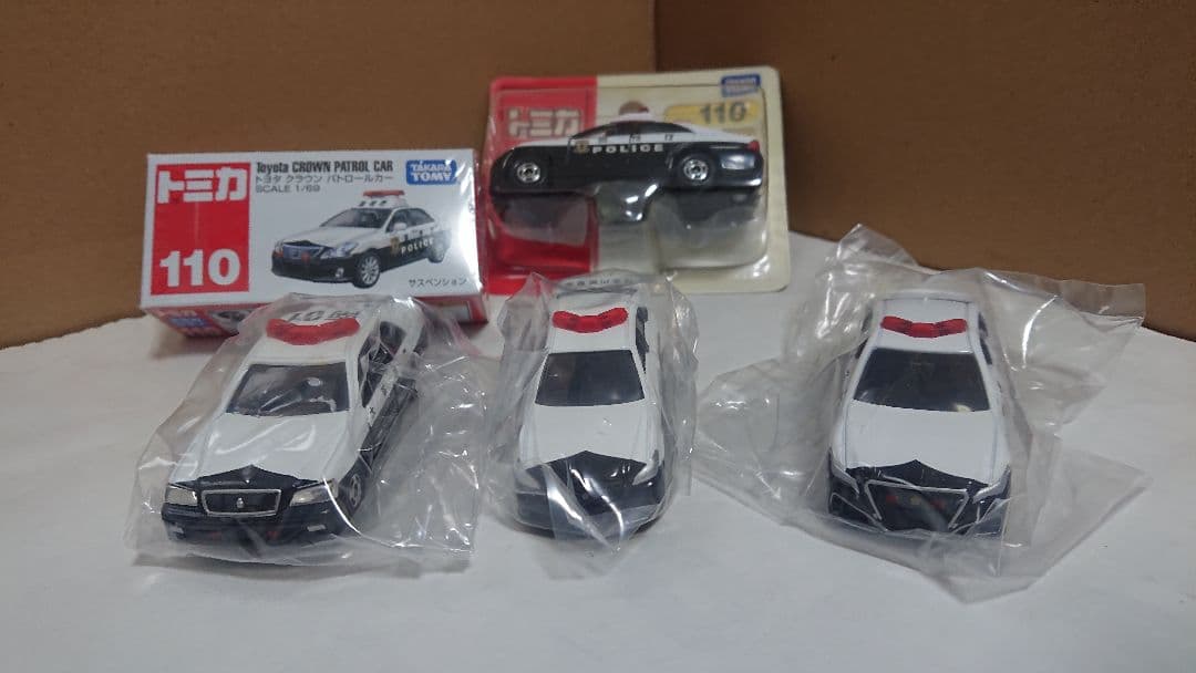 トミカ クラウン パトカー ５台セット 新品 未使用 廃盤