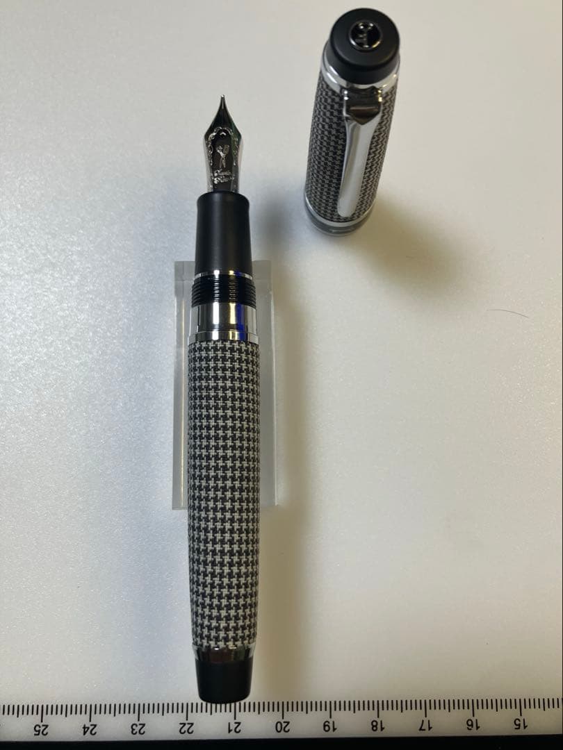 ナガサワ文具　128周年　プロフェッショナルギア　サヴィル・ロウ　千鳥格子　M