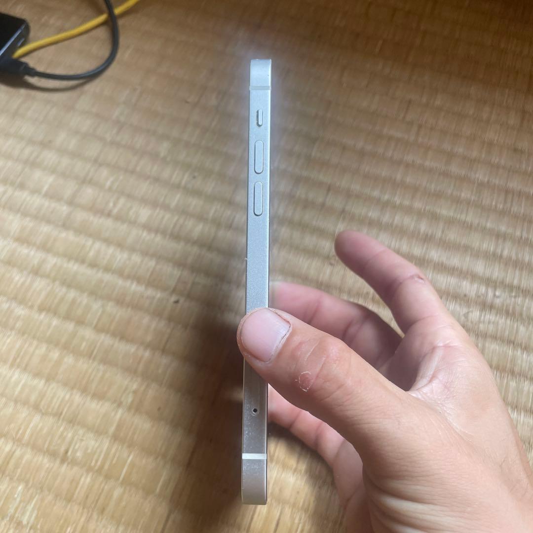 iPhone12 64gb背面割れ　simフリー