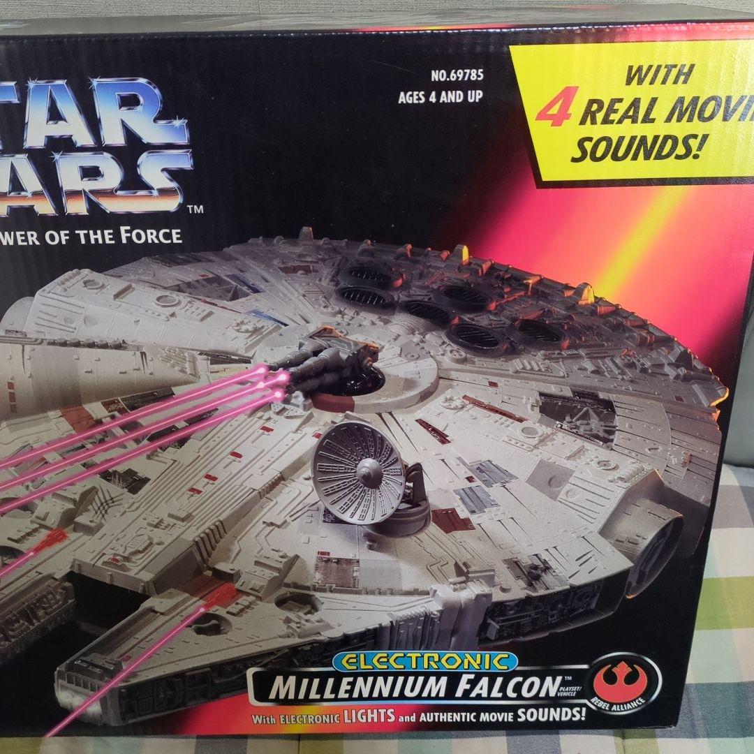 ケナー　スターウォーズ　ミレニアムファルコン　ハズブロ　新品・未開封