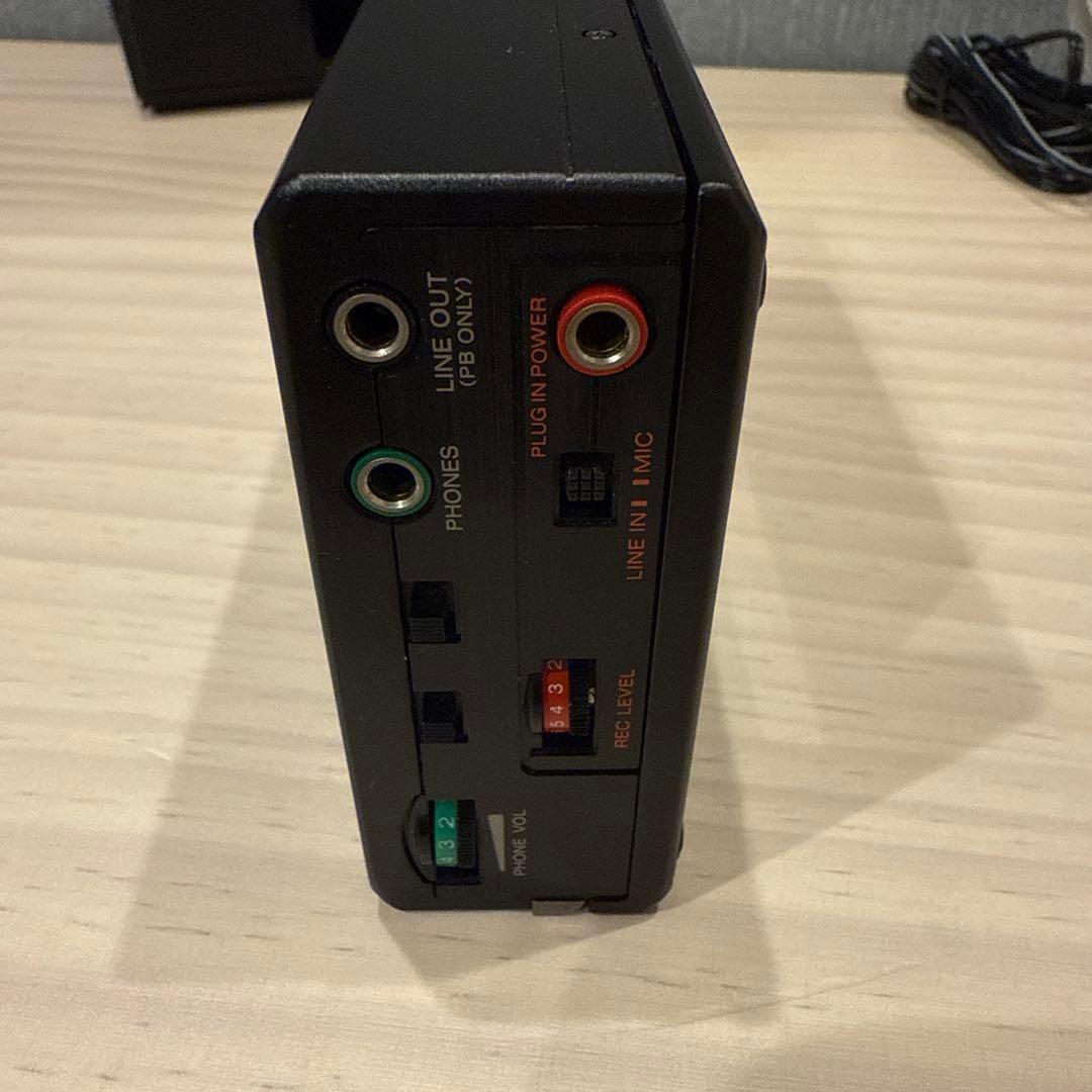 【希少】ソニー カセットテーププレーヤー ウォークマン WM-D3 革ケース付