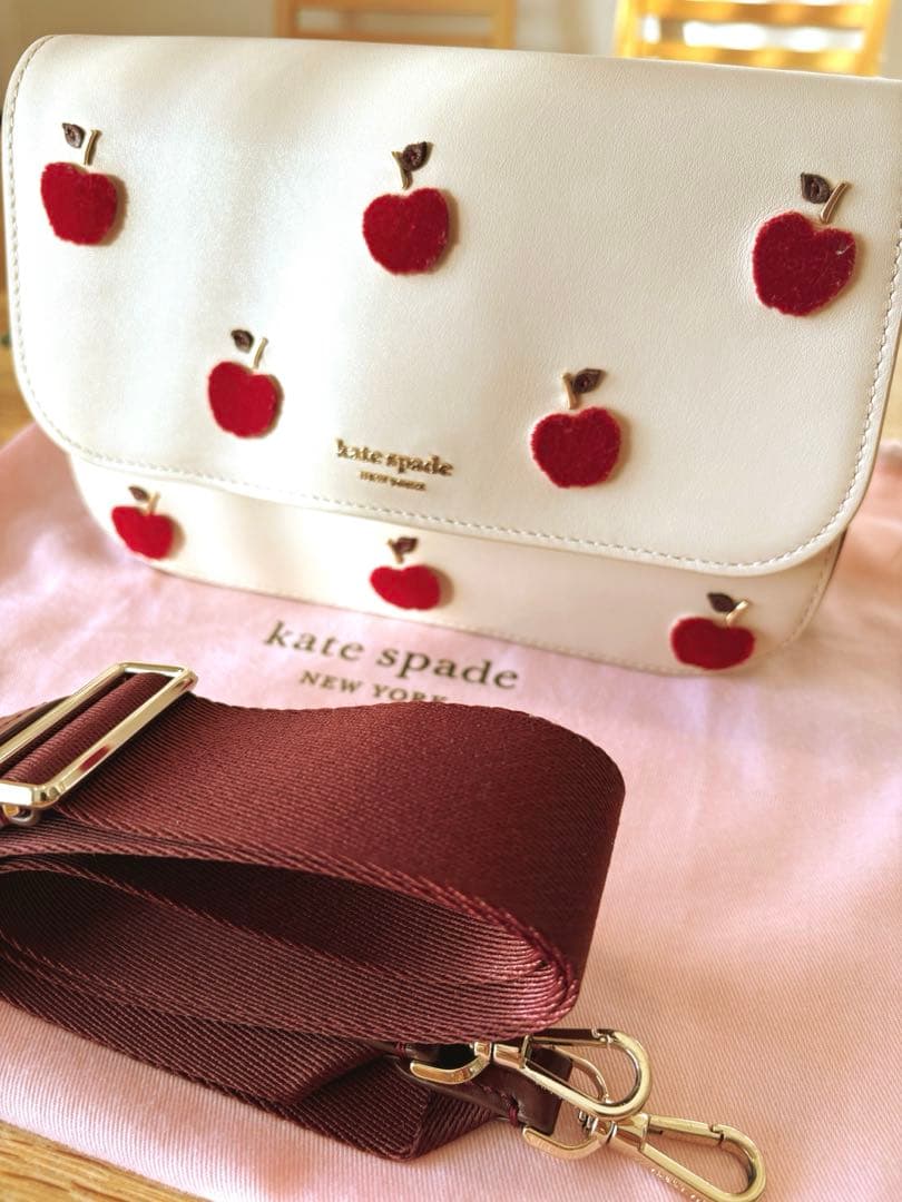 kate spade ケイトスペード　りんご　ショルダーバッグ