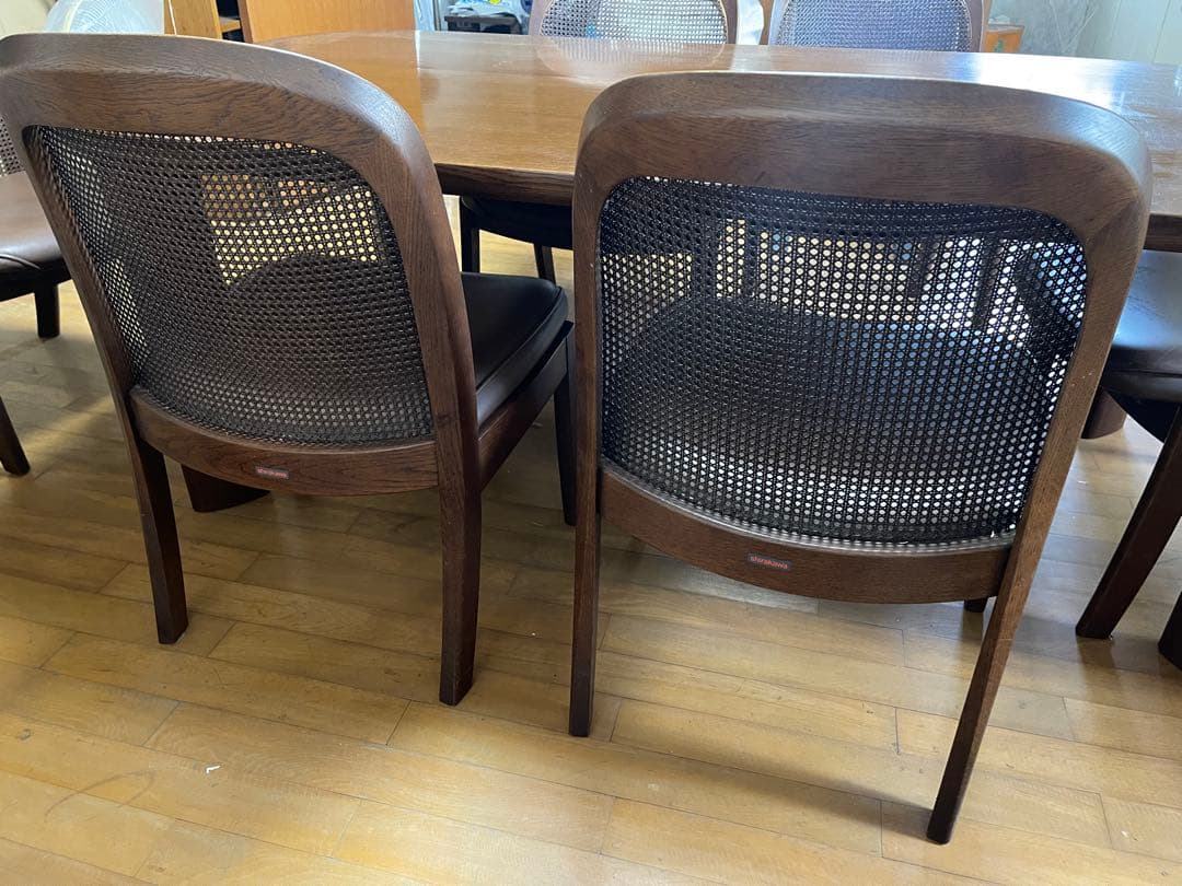 ダークブラウン楕円形ダイニングテーブルセット