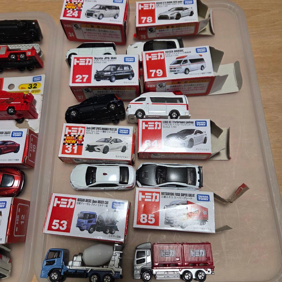 【まとめ売り】トミカ53台＋変形ポリスステーション ミニカー