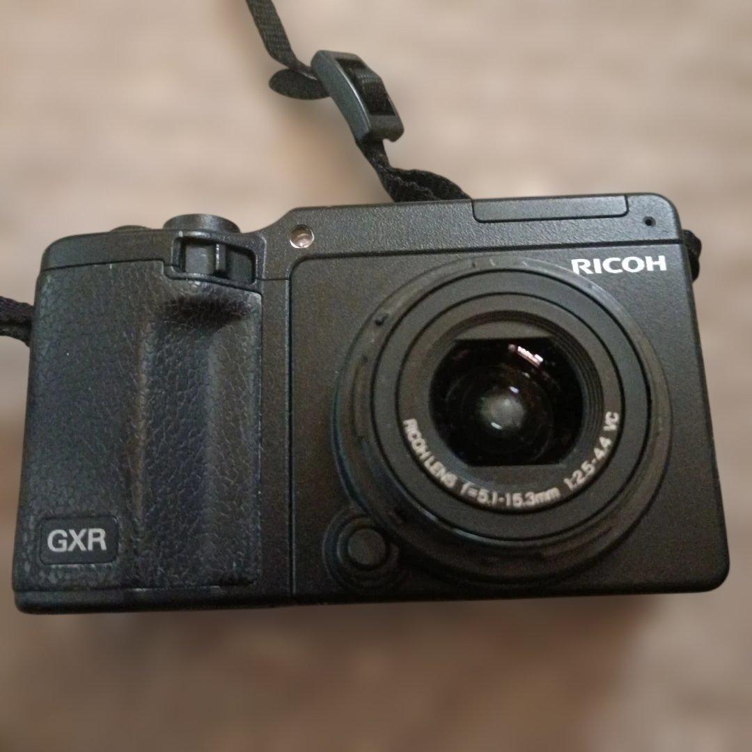 RICOH GXR デジタルカメラ 本体 ＋ RICOH LENS S10