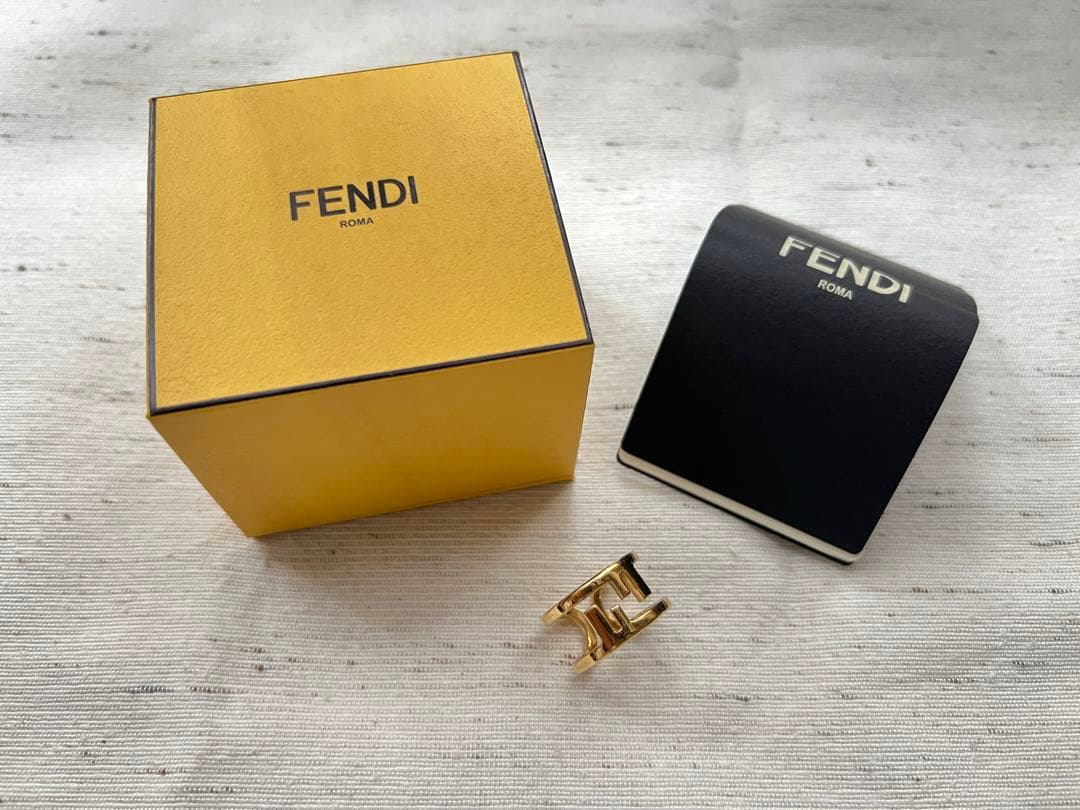 FENDI FFリング　ゴールド　L