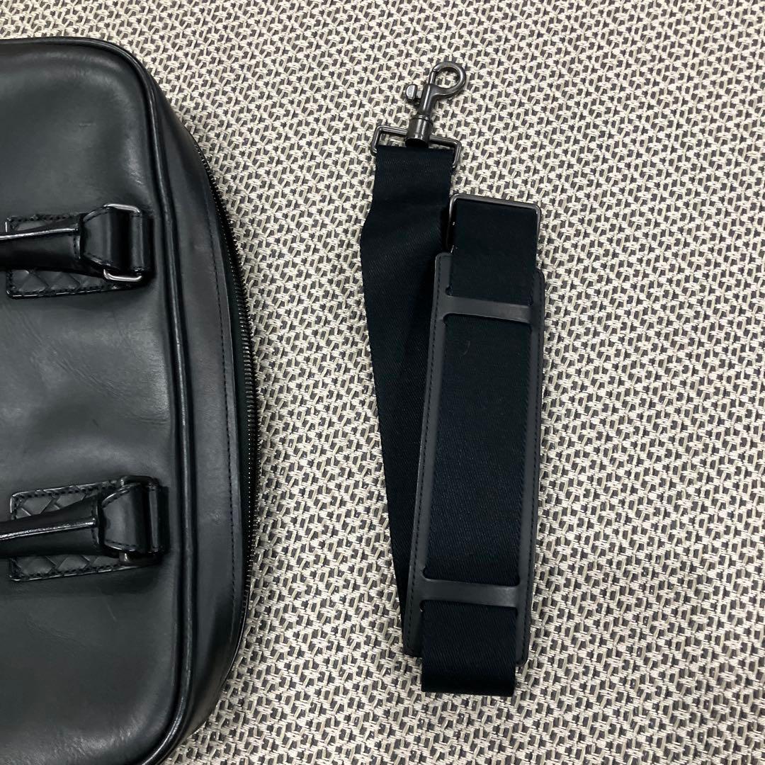 ブラックレザー編み込みビジネスバッグ