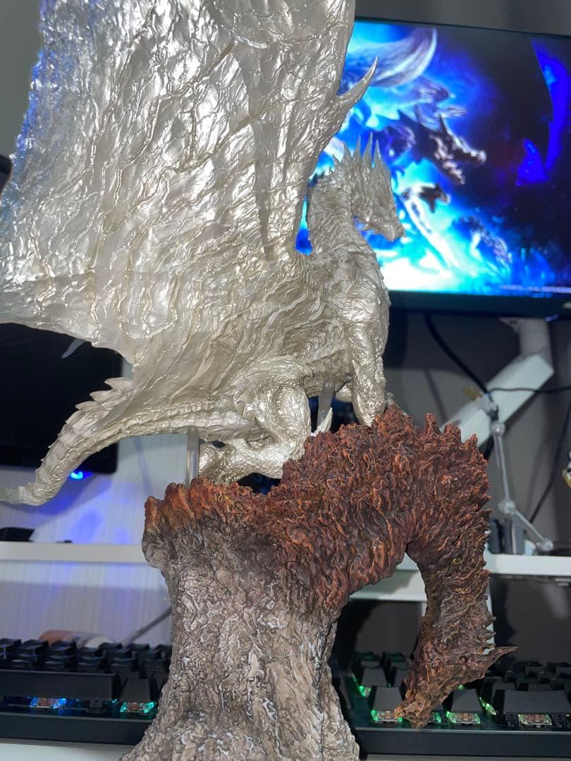 ら*ら様 クリエイターズモデル クシャルダオラ 脱皮ver