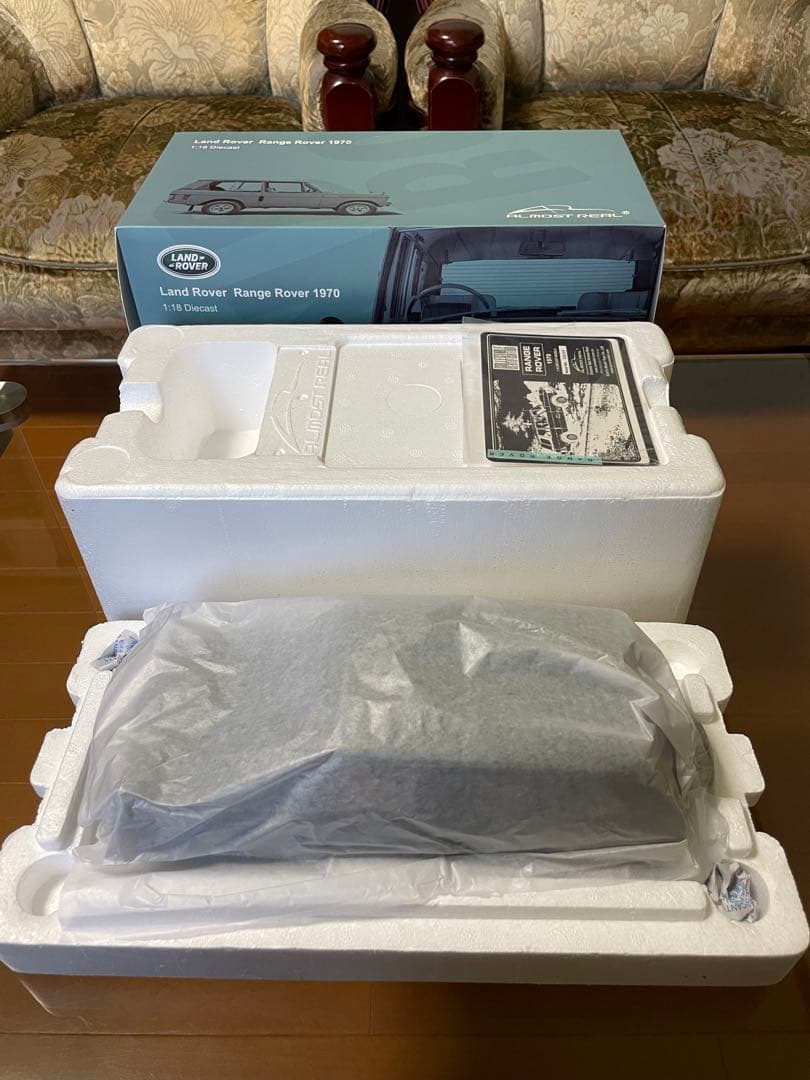 価格変更1/18オールモストリアル レンジローバー1970 グリーン 未展示品