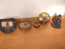 古い木製仏像　本格漆　金箔　蓮坐　時代あり　蓮座に金箔