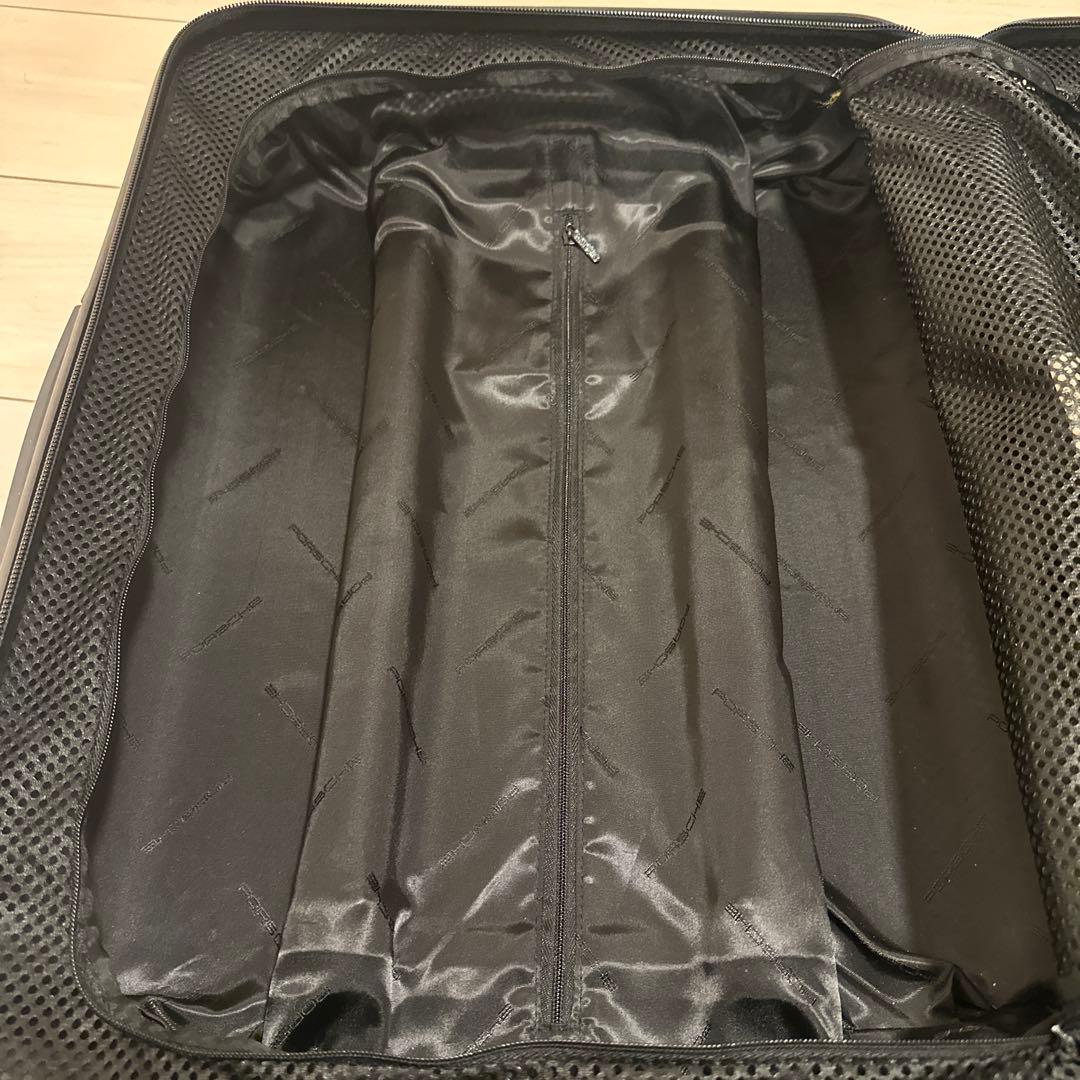 【スーツケース】RIMOWA×ポルシェ