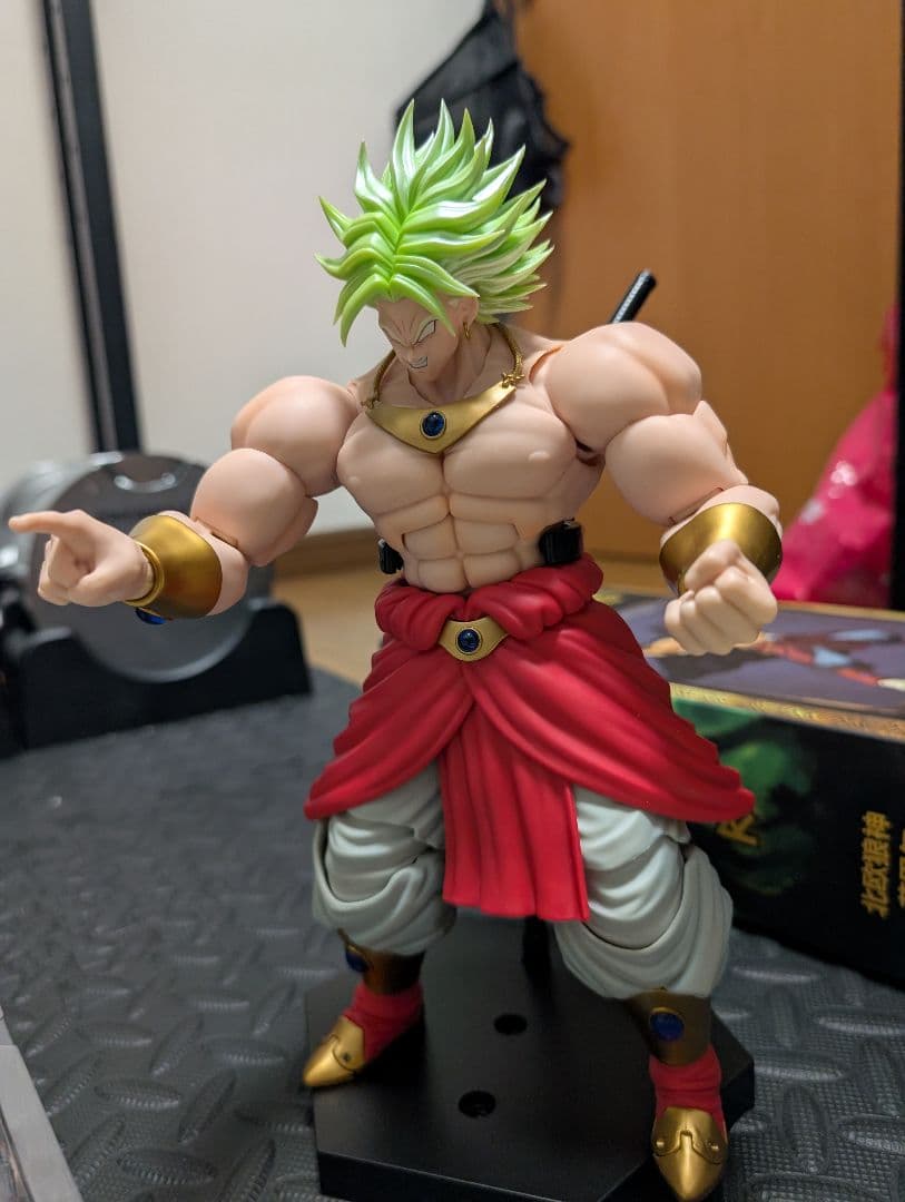 Kong studio ブロリー　ssj3　ドラゴンボール