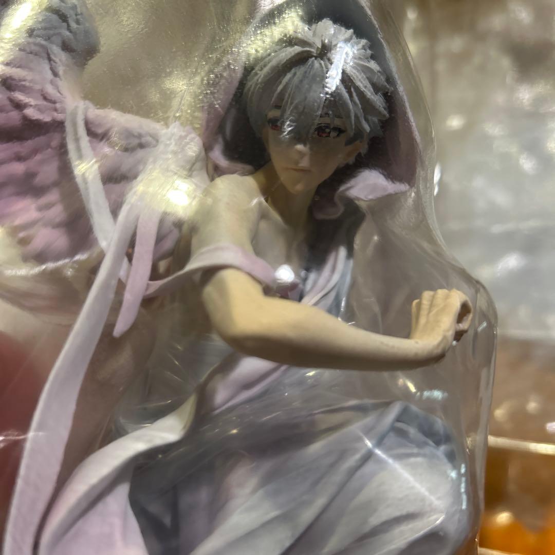 エヴァンゲリオン　渚カヲル　フィギュア