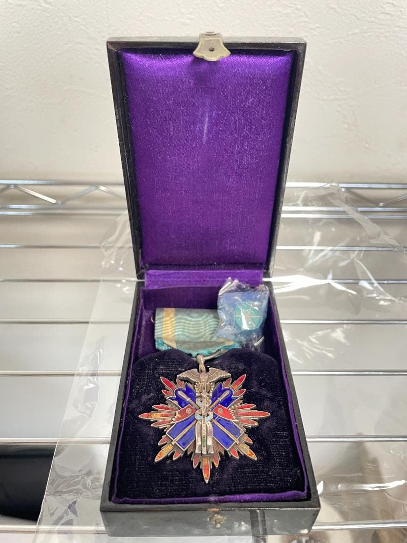 明治期 功五級金鵄章 旧日本軍 勲章 略綬 共箱付き 美品