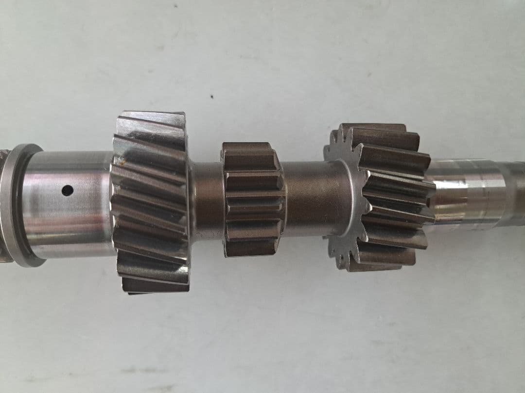 TRDクロスミッション C56•C52用タイプB中古② テスト予選307Km使用