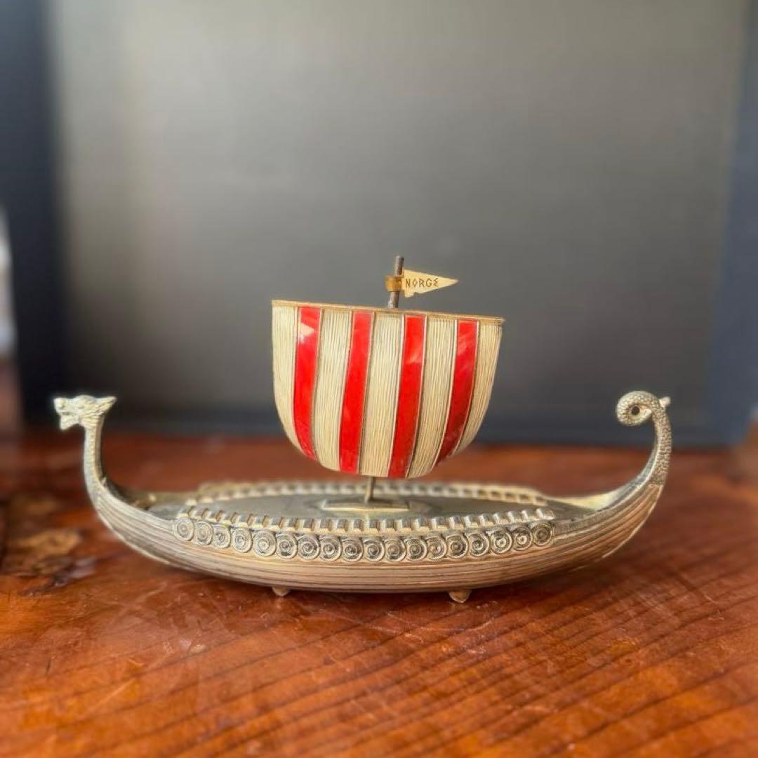 【アンティーク】ノルウェー・バイキング船 金属製の小物入れ