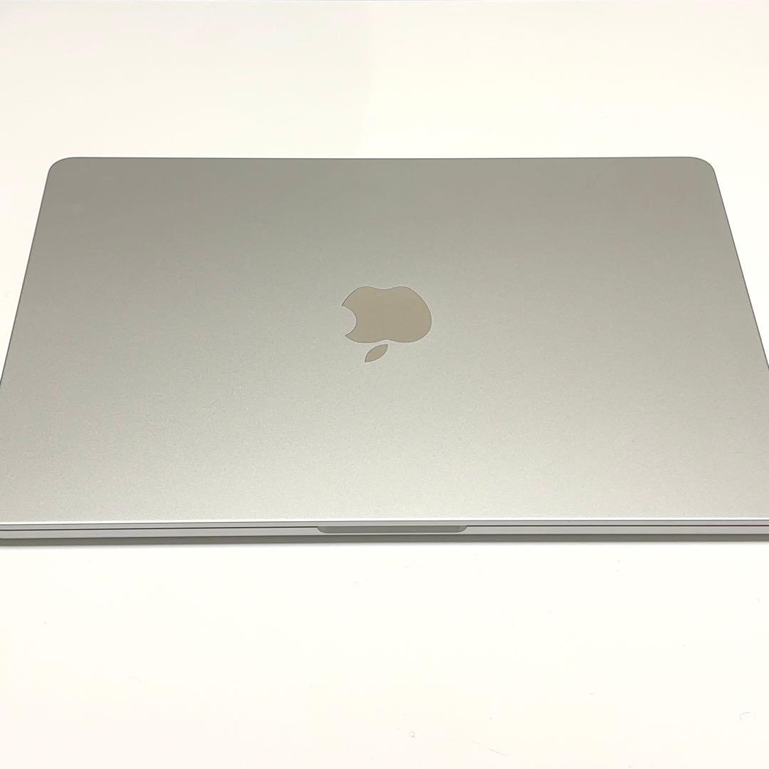 MacBook Air 13インチ Apple M2 (2022) 中古品