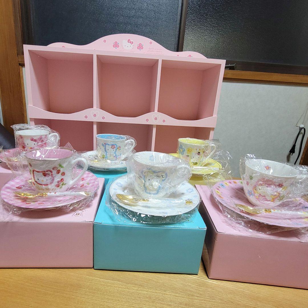 ハローキティ 誕生25周年 マグカップソーサーセット HELLOKITTY