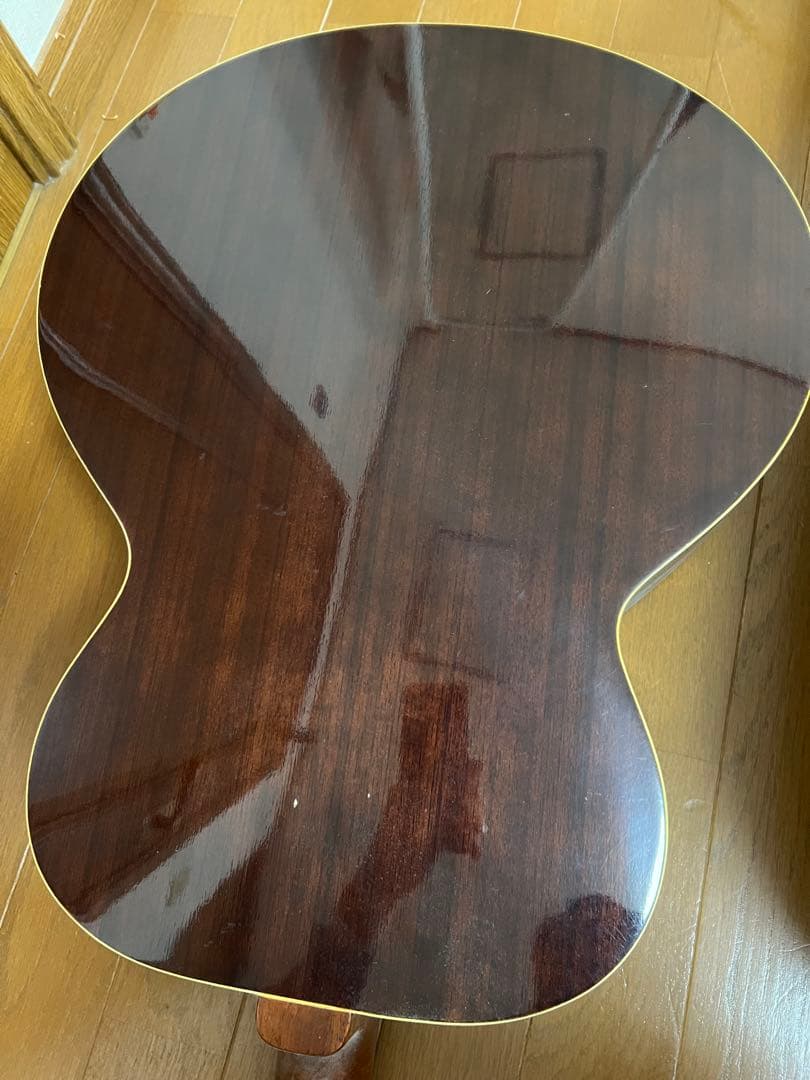 Morrisアコースティックギター