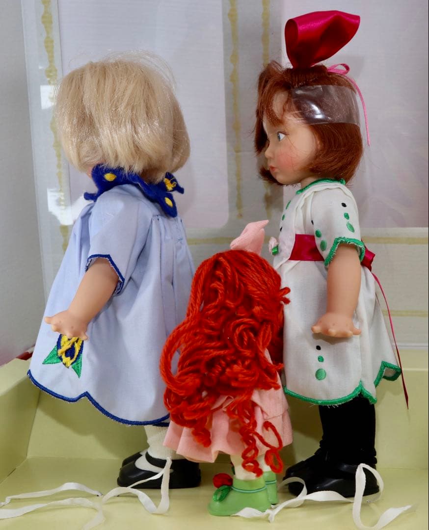 THE MOST WONDERFUL GIFT SET人形3体と絵本のセット