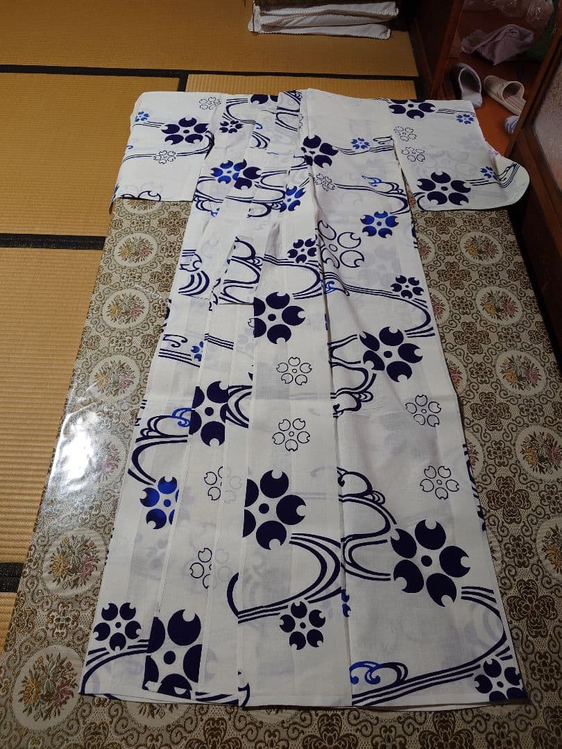 70年大阪万博のゆかた