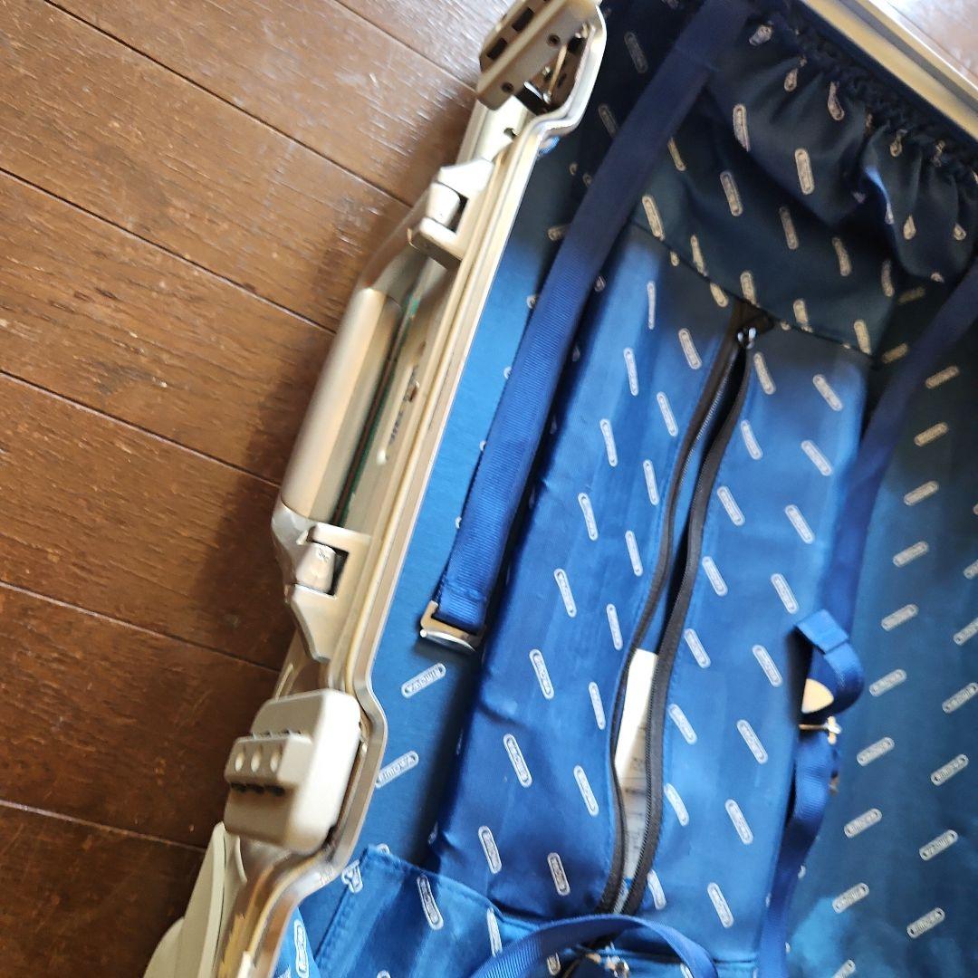 RIMOWA シルバー キャリーケース 小型