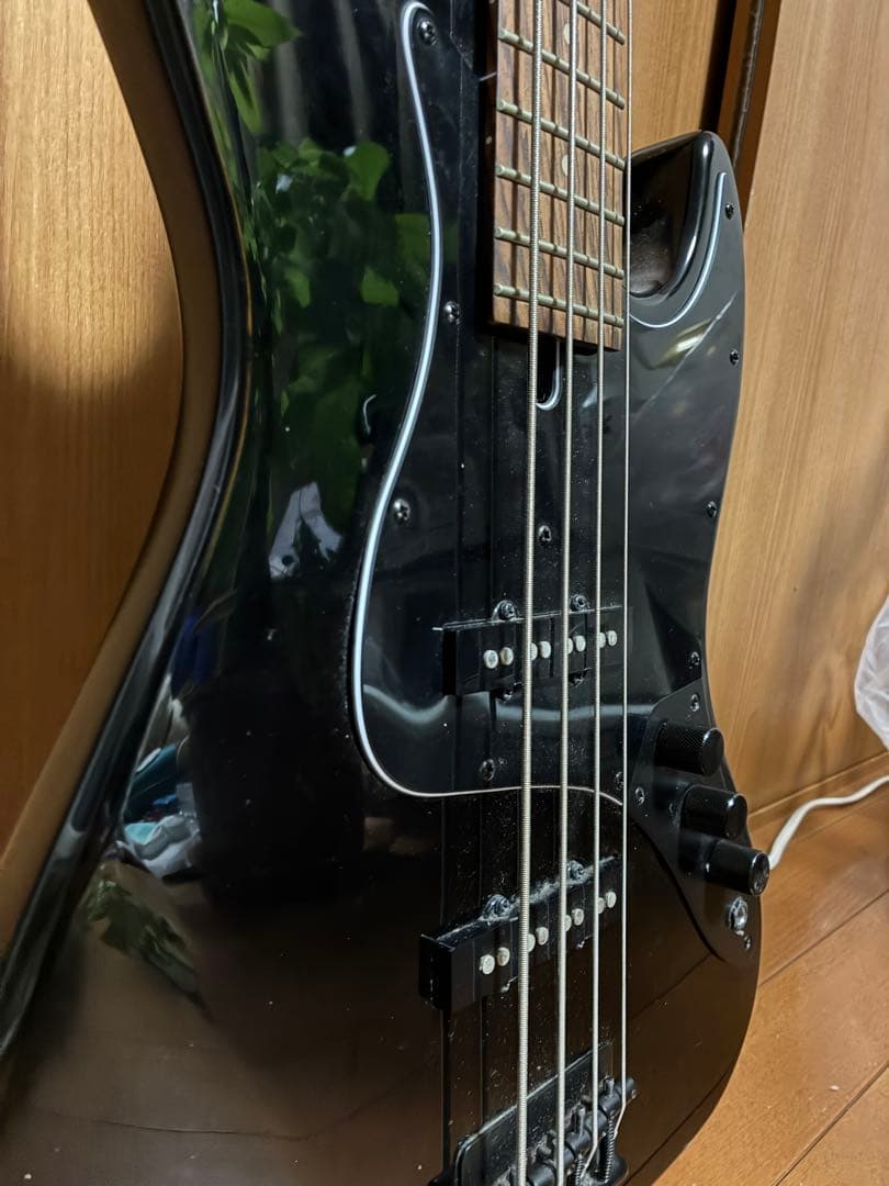 Bacchus エレキベース 4弦 ブラック