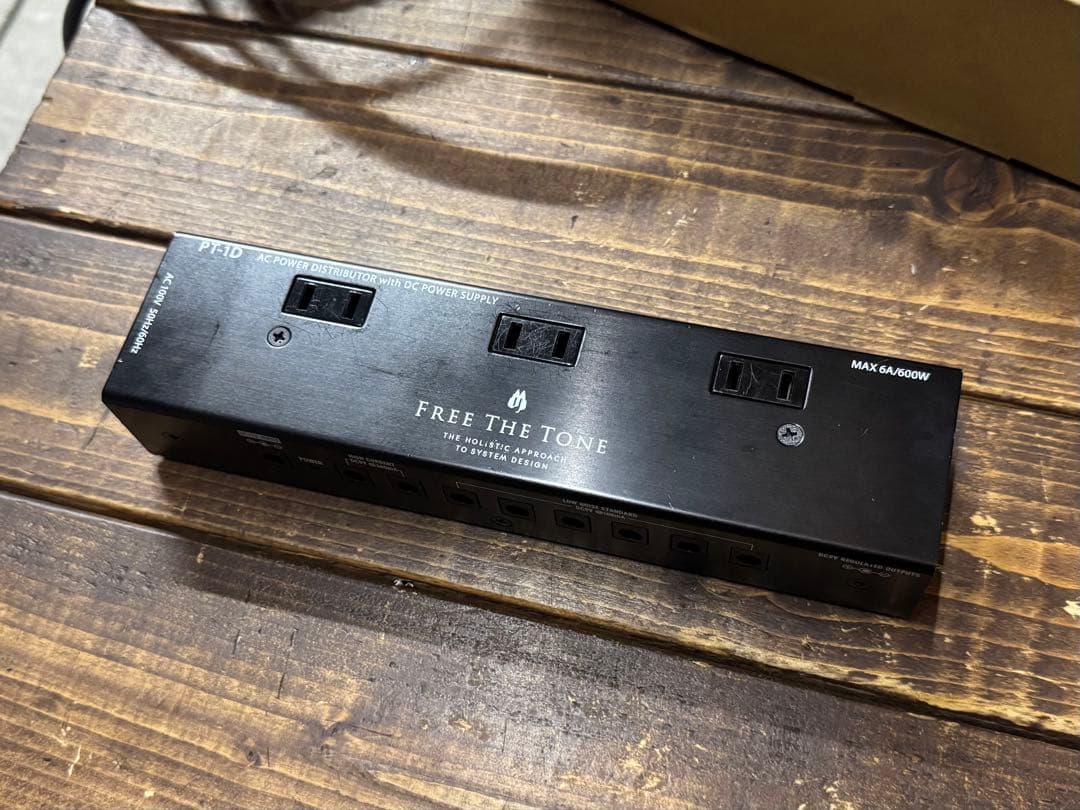 Free The Tone PT-1D パワーサプライ