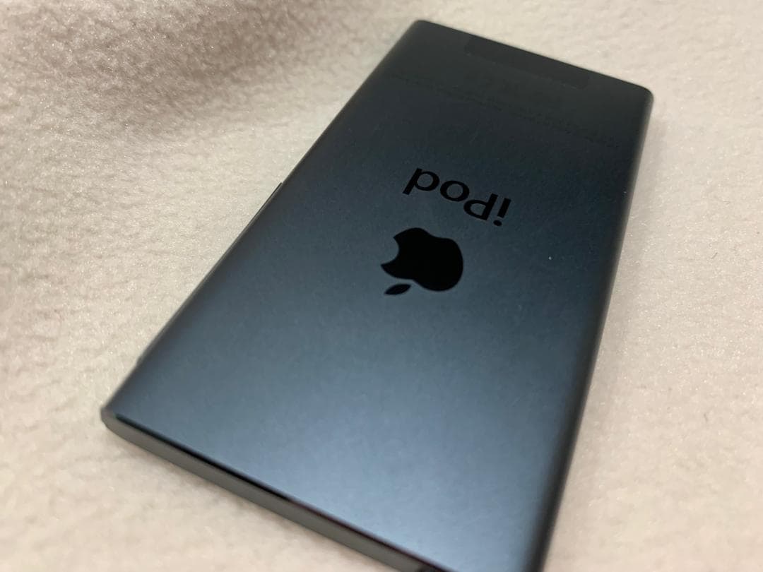 【美品】Apple iPod nano 第7世代 16GB スレート
