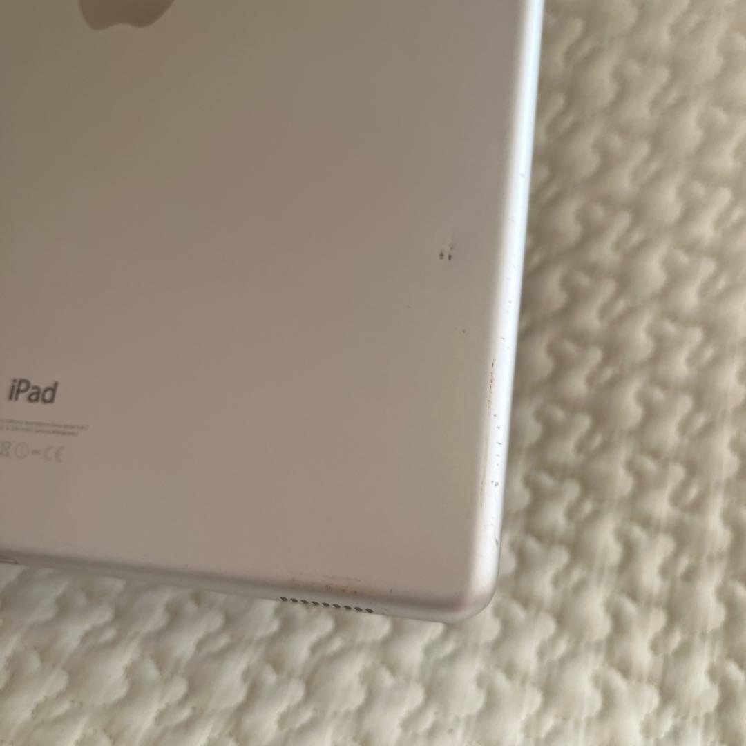 iPad Pro 12.9インチ 第1世代　カバー・キーボード付き