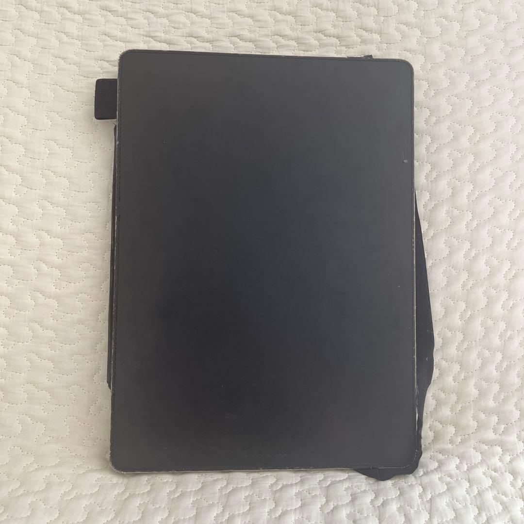 iPad Pro 12.9インチ 第1世代　カバー・キーボード付き