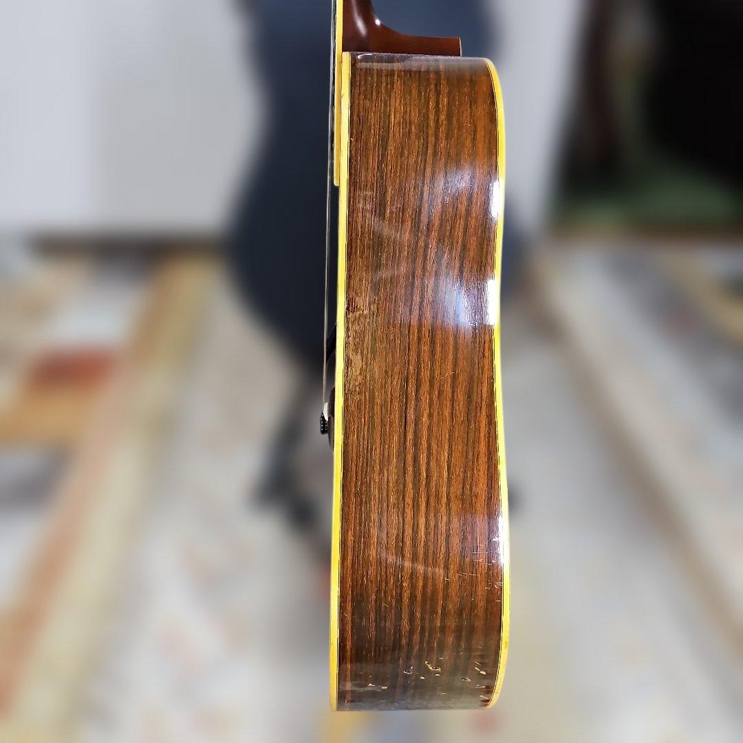 YAMAKI-140トップ単板！ ハードケース付き。