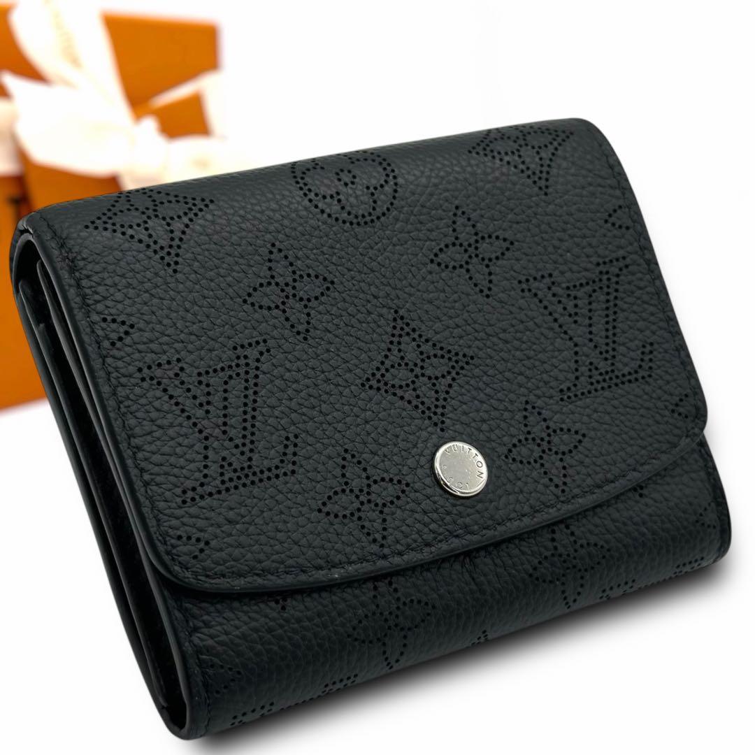 新品に近い　新型IC・箱付き　ヴィトン　マヒナ　ポルトフォイユイリスコンパクト