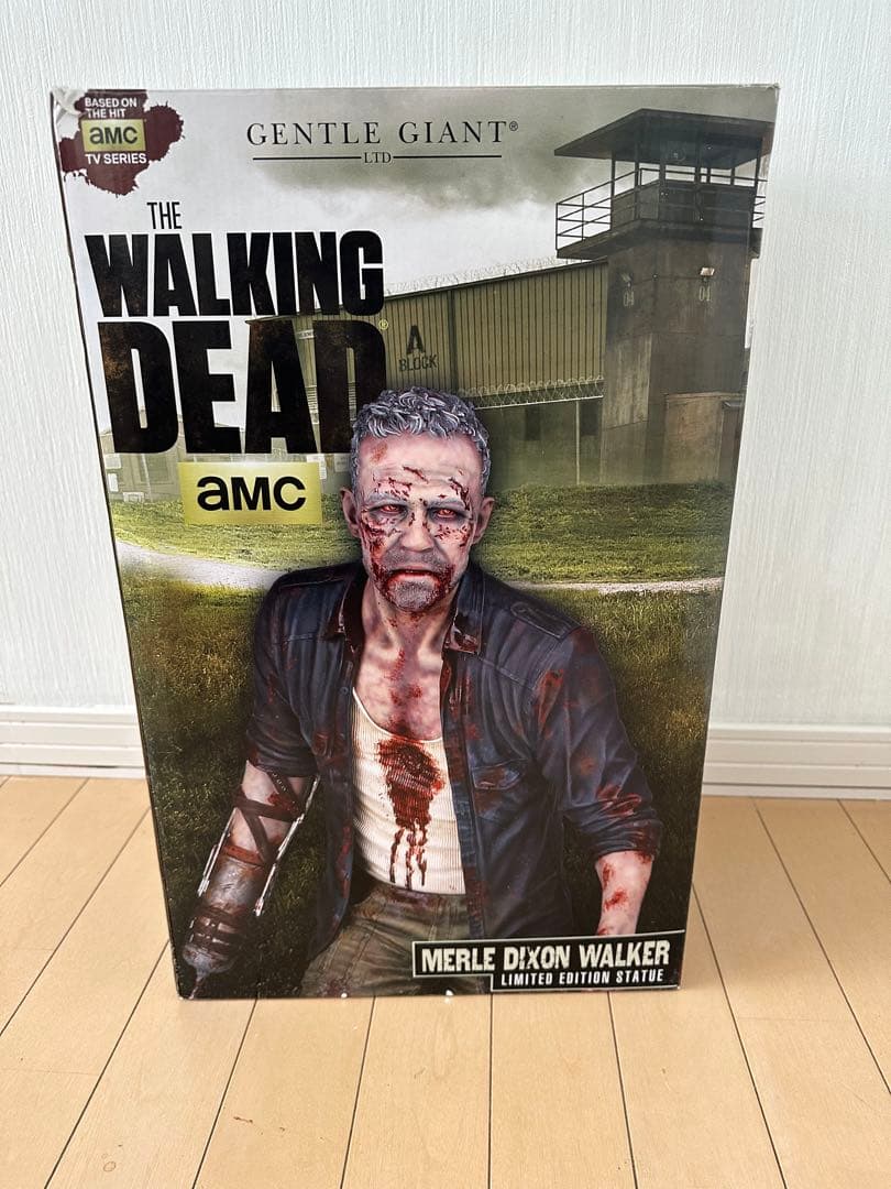 ウォーキング・デッド メルル・ディクソン・ウォーカー 限定版スタチュー