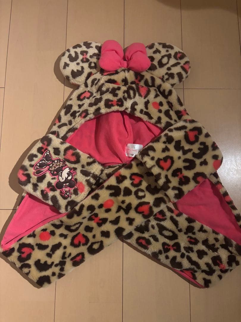 ミニーマウス ヒョウ柄 フード付きマフラー