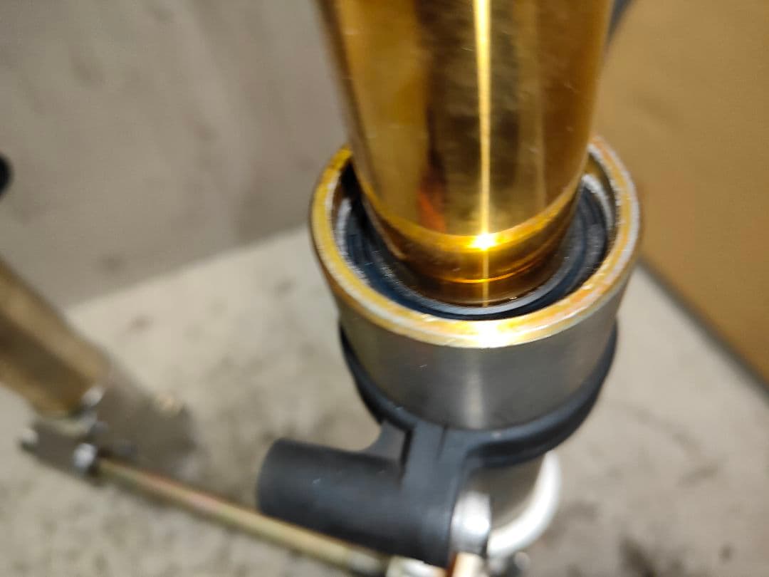 シグナスX 用 30パイ RPMレーシング製フォーク ラジアルキャリパー付き